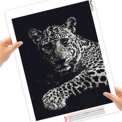 5D Diamond Painting Black and White Animals **Round Drills Only**
